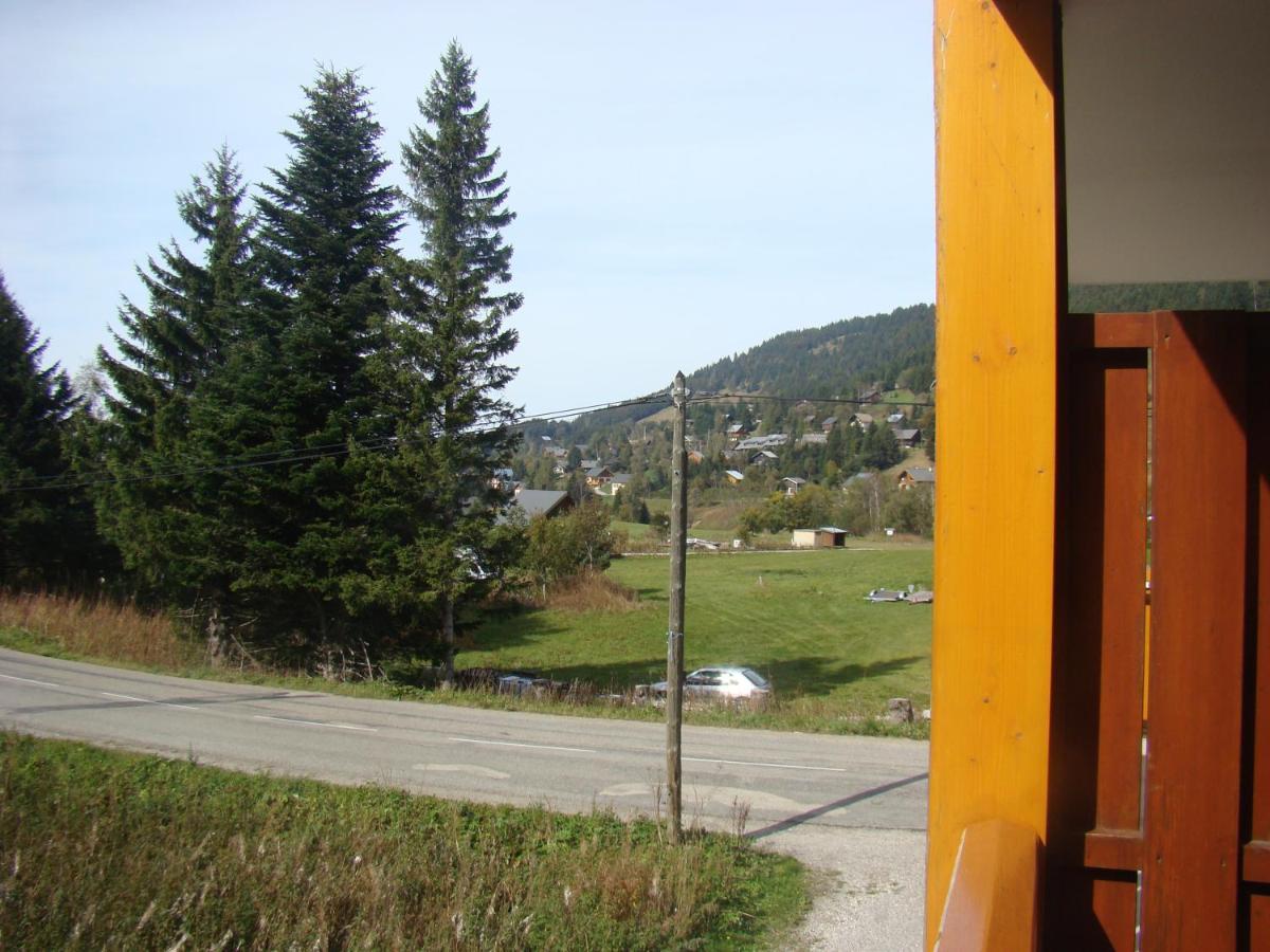 Studio Au Calme Face Aux Montagnes Dans Station De Ski La Morte Екстериор снимка